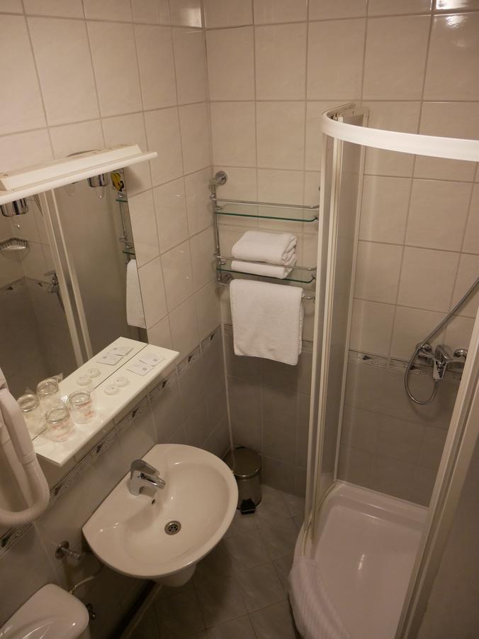 Guest House Grgin Dol Пожега Екстериор снимка