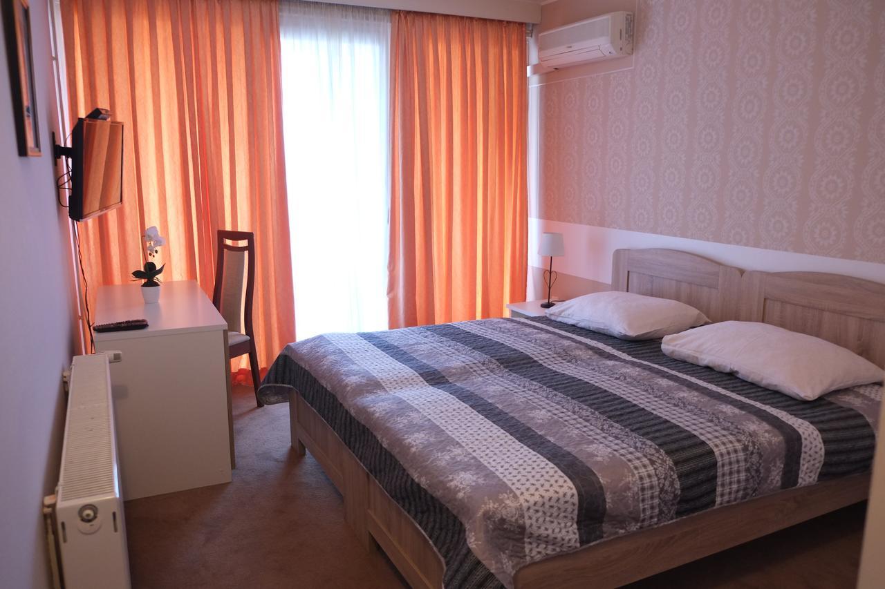 Guest House Grgin Dol Пожега Екстериор снимка